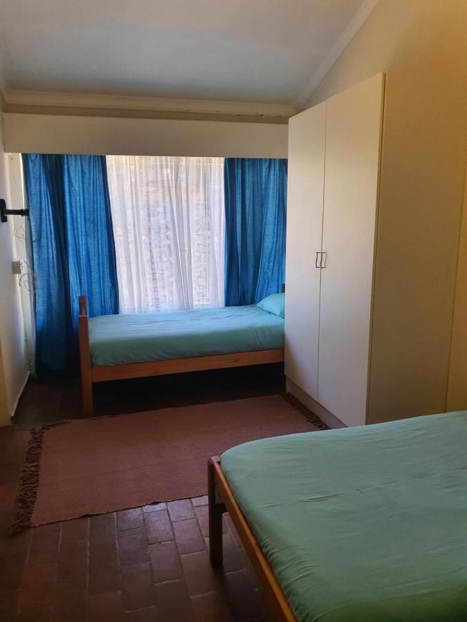 Birchway'S Backpackers Hostel Pretoria Bagian luar foto