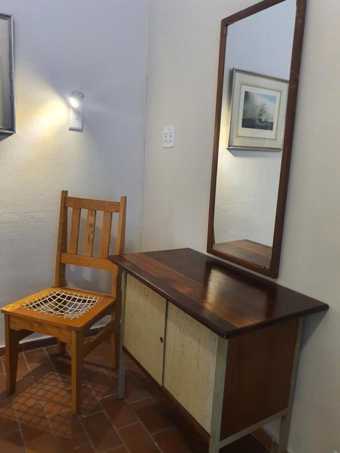 Birchway'S Backpackers Hostel Pretoria Bagian luar foto