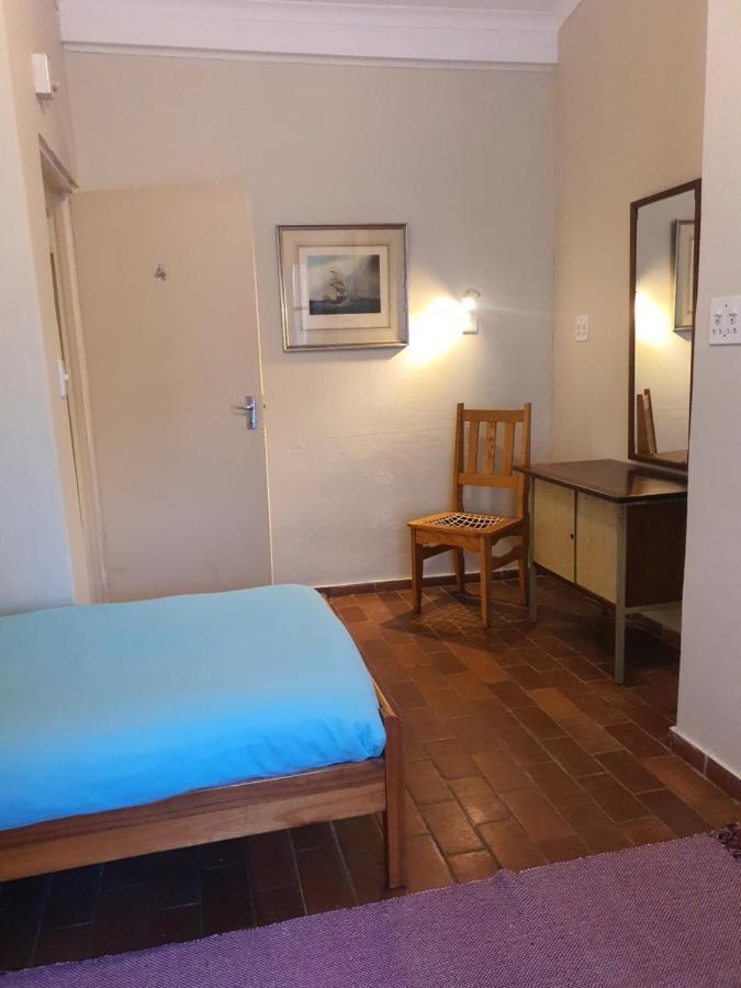 Birchway'S Backpackers Hostel Pretoria Bagian luar foto